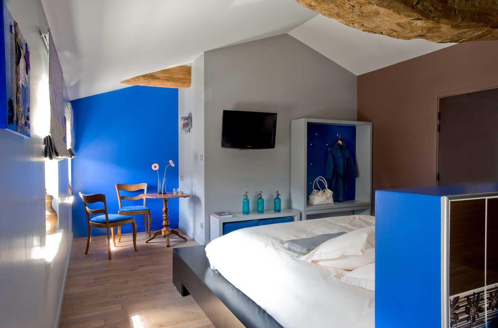 Frédéric Carrion Hôtel et Spa Viré Exterior foto